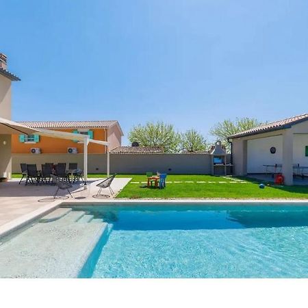 Villa Edi-Heated Pool & E-Bike Šišan Extérieur photo