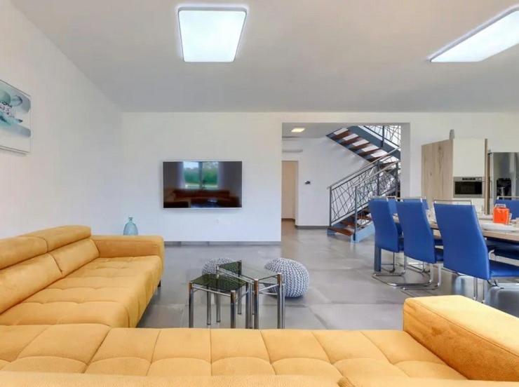 Villa Edi-Heated Pool & E-Bike Šišan Extérieur photo