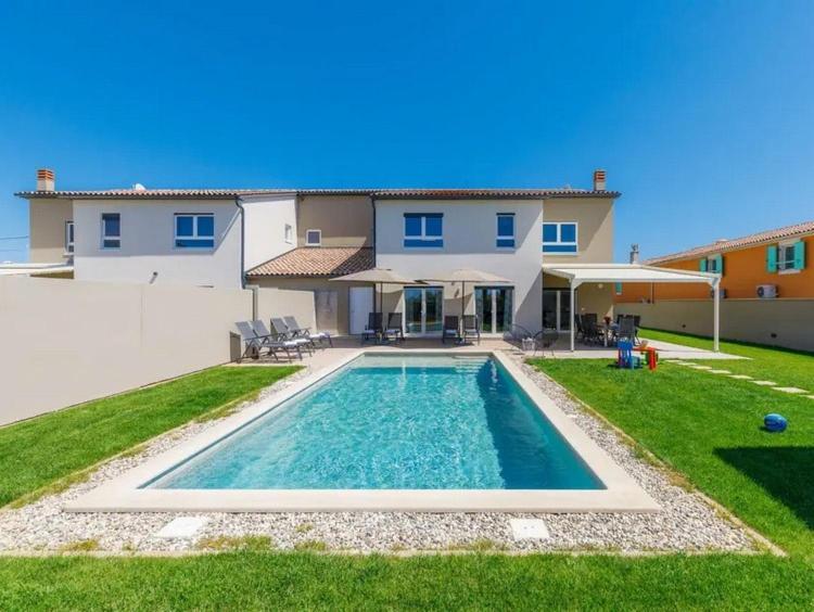 Villa Edi-Heated Pool & E-Bike Šišan Extérieur photo