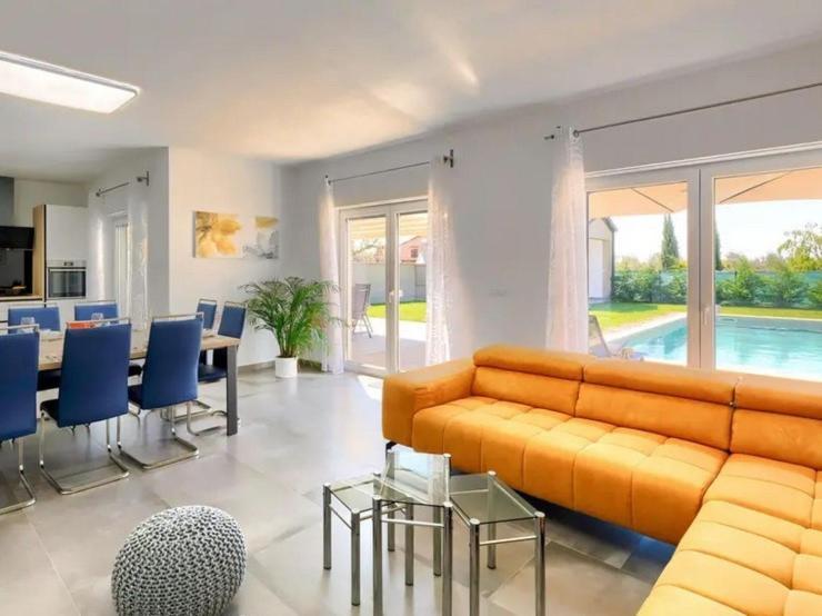 Villa Edi-Heated Pool & E-Bike Šišan Extérieur photo